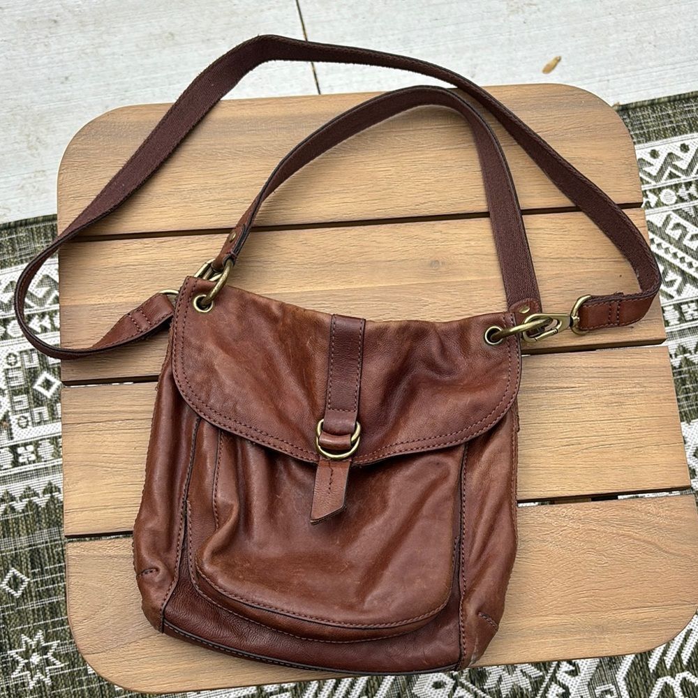 Fossil Women large chocolate Brown Leather Crossbody Bag removed shoulder strap